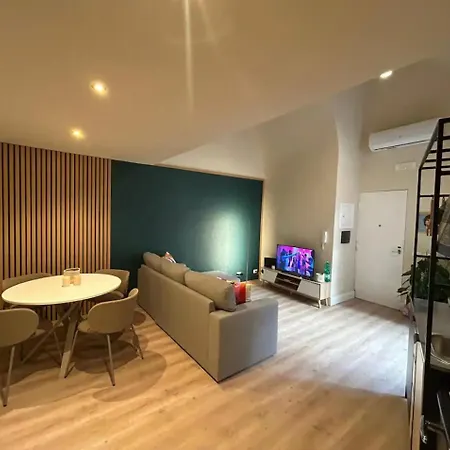 Maison *